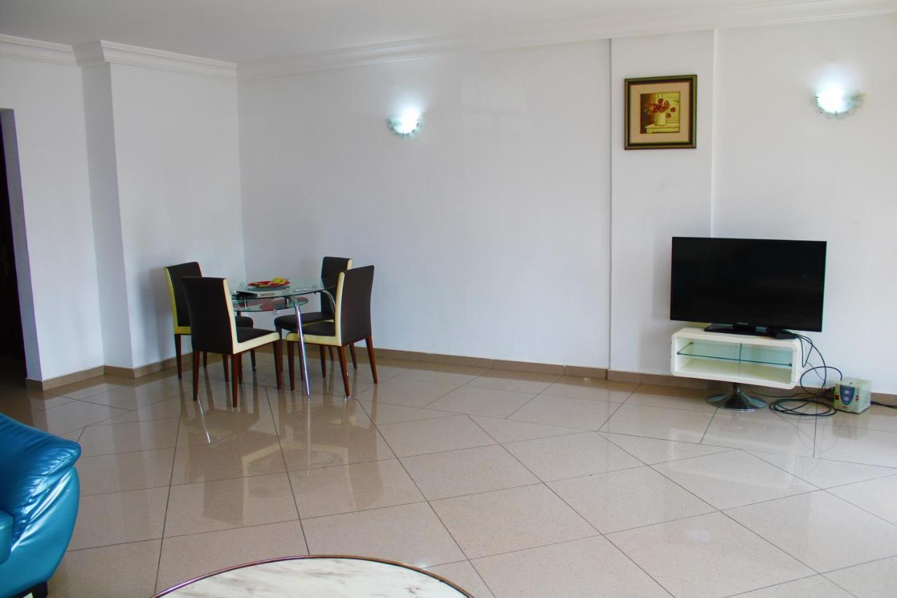 Residence Le Carat Silverline Douala Bagian luar foto